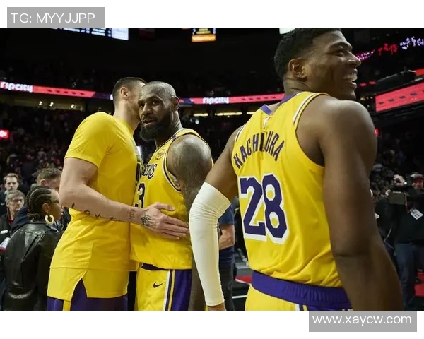 2009年湖人对阵太阳的经典对决回顾与精彩瞬间分析